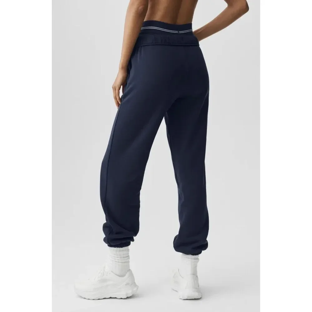 Alo Accolade Sweat Pant - Navy XXS